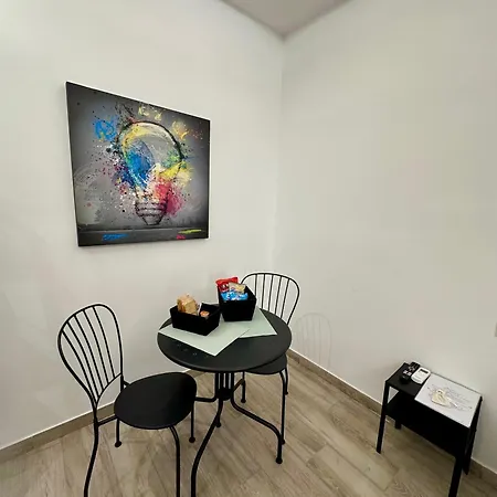 O'vicariell Apartmán *